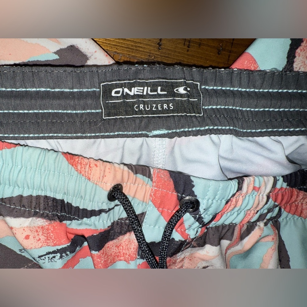 O'Neill Mens Birds Volley Tropical Boardshorts Swim Trunks- Size Small - Picture 9 of 12
